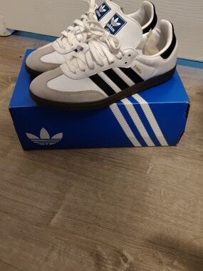 adidas Men Classic Samba Trainers White, Blue & Black Retro Runner Sneakers